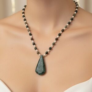 Nwt BURMESE JADE Green Beaded Necklace ON STERLING SILVER 18inch